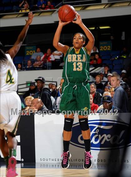 Thumbnail 2 in Long Beach Poly vs. Brea Olinda (CIF SS D1AA Semifinal) photogallery.