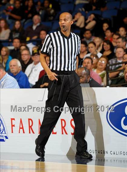 Thumbnail 2 in Long Beach Poly vs. Brea Olinda (CIF SS D1AA Semifinal) photogallery.