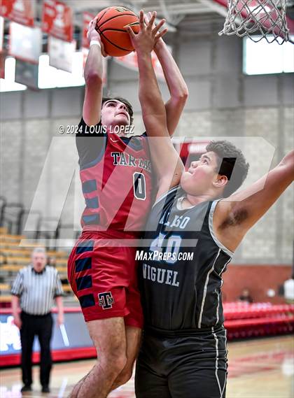 Thumbnail 1 in St. Margaret's vs. Aliso Niguel (Nike Extravaganza) photogallery.