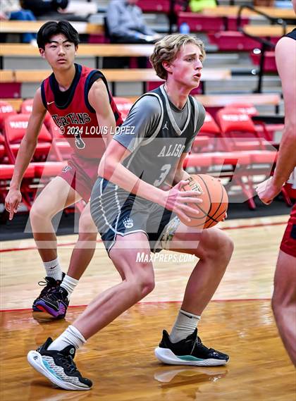 Thumbnail 3 in St. Margaret's vs. Aliso Niguel (Nike Extravaganza) photogallery.