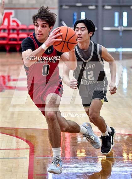 Thumbnail 2 in St. Margaret's vs. Aliso Niguel (Nike Extravaganza) photogallery.