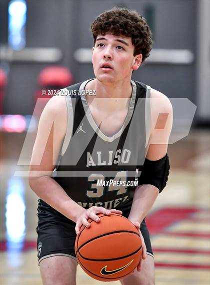 Thumbnail 1 in St. Margaret's vs. Aliso Niguel (Nike Extravaganza) photogallery.