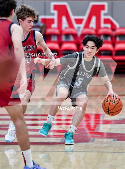 Thumbnail 2 in St. Margaret's vs. Aliso Niguel (Nike Extravaganza) photogallery.