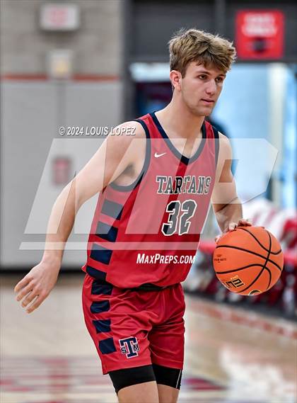 Thumbnail 2 in St. Margaret's vs. Aliso Niguel (Nike Extravaganza) photogallery.