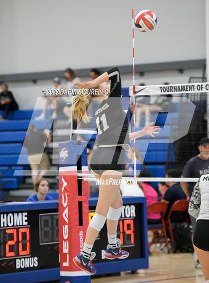 Thumbnail 1 in Eagle vs. Bishop's (Nike TOC Southwest - Final) photogallery.