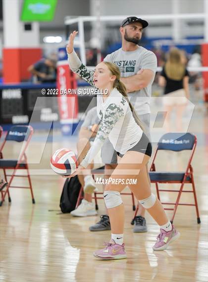 Thumbnail 2 in Eagle vs. Bishop's (Nike TOC Southwest - Final) photogallery.