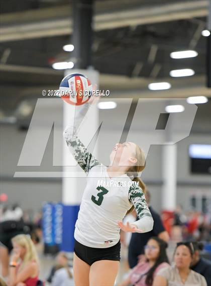 Thumbnail 2 in Eagle vs. Bishop's (Nike TOC Southwest - Final) photogallery.