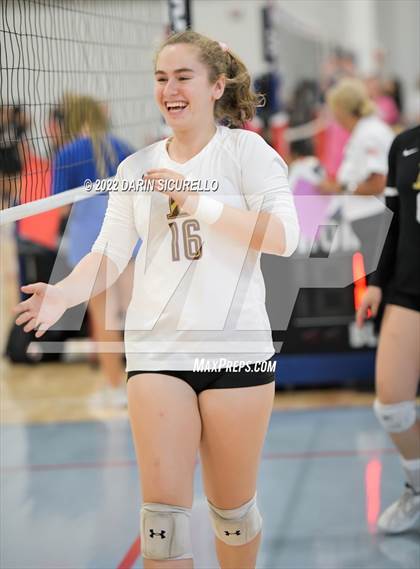 Thumbnail 1 in Eagle vs. Bishop's (Nike TOC Southwest - Final) photogallery.