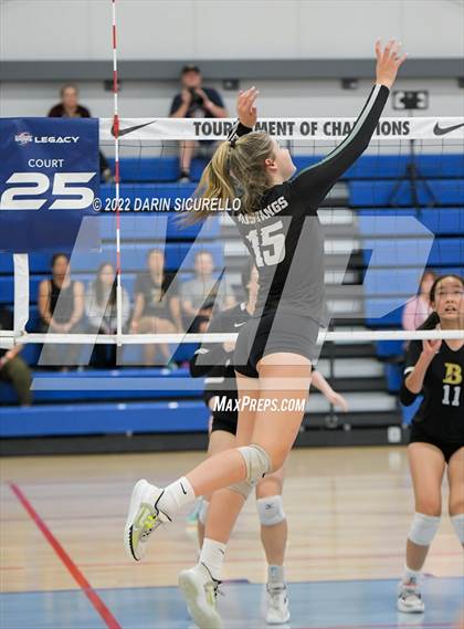 Thumbnail 2 in Eagle vs. Bishop's (Nike TOC Southwest - Final) photogallery.