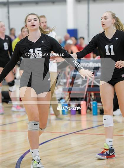 Thumbnail 2 in Eagle vs. Bishop's (Nike TOC Southwest - Final) photogallery.