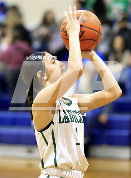 Thumbnail 2 in Grand Saline vs Scurry-Rosser photogallery.