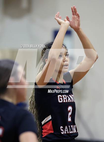 Thumbnail 2 in Grand Saline vs Scurry-Rosser photogallery.