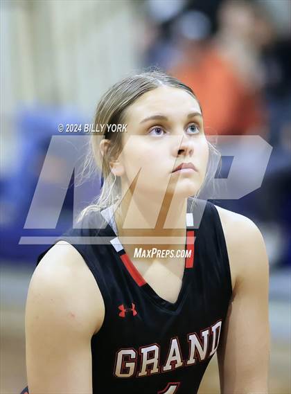 Thumbnail 2 in Grand Saline vs Scurry-Rosser photogallery.