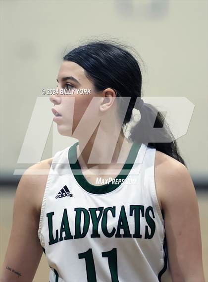 Thumbnail 2 in Grand Saline vs Scurry-Rosser photogallery.