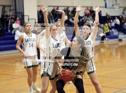 Thumbnail 3 in Grand Saline vs Scurry-Rosser photogallery.
