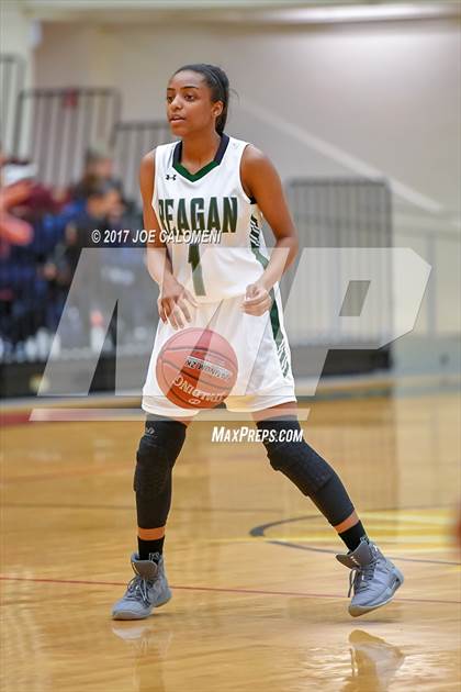 Thumbnail 1 in Reagan [Ronald] vs Roosevelt [Theodore] photogallery.
