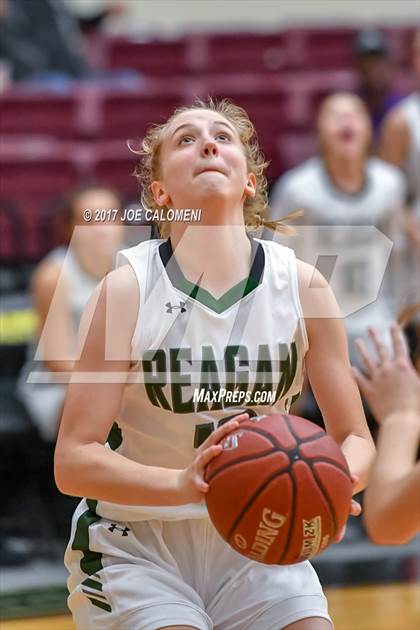 Thumbnail 1 in Reagan [Ronald] vs Roosevelt [Theodore] photogallery.