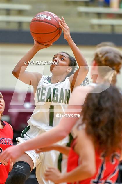Thumbnail 3 in Reagan [Ronald] vs Roosevelt [Theodore] photogallery.