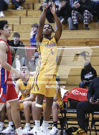 Thumbnail 2 in DeMatha vs. Bishop Loughlin (Spalding Hoophall Classic) photogallery.