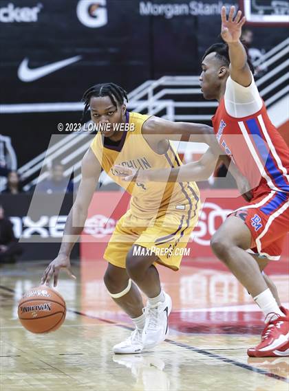 Thumbnail 2 in DeMatha vs. Bishop Loughlin (Spalding Hoophall Classic) photogallery.