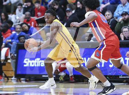 Thumbnail 1 in DeMatha vs. Bishop Loughlin (Spalding Hoophall Classic) photogallery.
