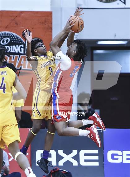 Thumbnail 3 in DeMatha vs. Bishop Loughlin (Spalding Hoophall Classic) photogallery.