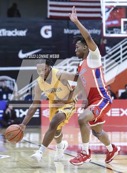Thumbnail 3 in DeMatha vs. Bishop Loughlin (Spalding Hoophall Classic) photogallery.