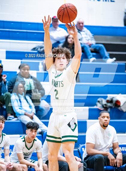 Thumbnail 3 in Blue Springs South vs. Barstow (Grain Valley Invitational) photogallery.