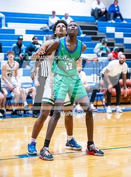 Thumbnail 3 in Blue Springs South vs. Barstow (Grain Valley Invitational) photogallery.