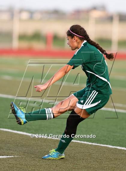 Thumbnail 1 in Manteca @ Kimball photogallery.