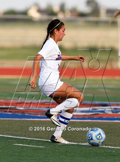 Thumbnail 1 in Manteca @ Kimball photogallery.
