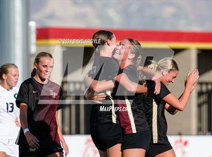 Thumbnail 1 in Syracuse vs Lone Peak (UHSAA 6A Semifinal) photogallery.