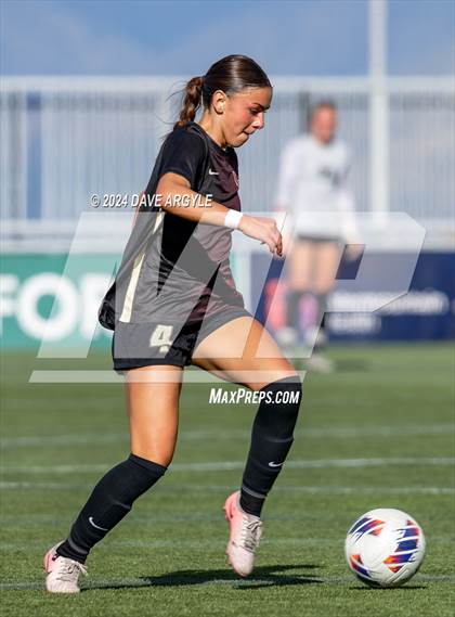 Thumbnail 2 in Syracuse vs Lone Peak (UHSAA 6A Semifinal) photogallery.