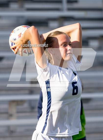 Thumbnail 2 in Syracuse vs Lone Peak (UHSAA 6A Semifinal) photogallery.