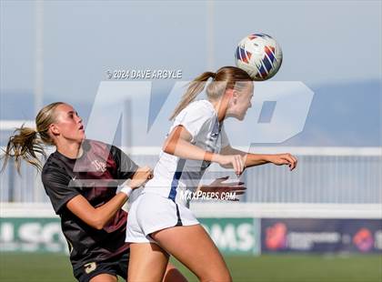 Thumbnail 3 in Syracuse vs Lone Peak (UHSAA 6A Semifinal) photogallery.