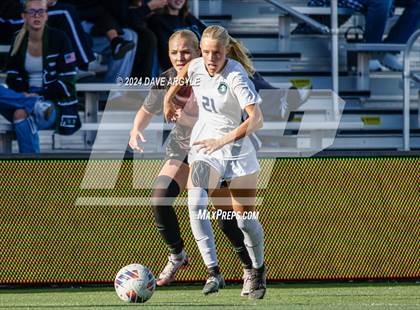 Thumbnail 3 in Syracuse vs Lone Peak (UHSAA 6A Semifinal) photogallery.