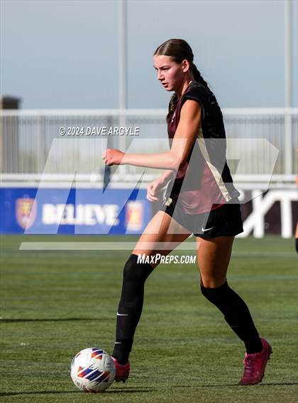 Thumbnail 1 in Syracuse vs Lone Peak (UHSAA 6A Semifinal) photogallery.