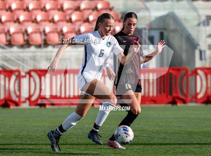 Thumbnail 3 in Syracuse vs Lone Peak (UHSAA 6A Semifinal) photogallery.