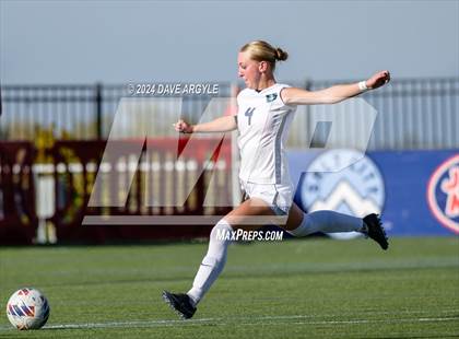 Thumbnail 1 in Syracuse vs Lone Peak (UHSAA 6A Semifinal) photogallery.