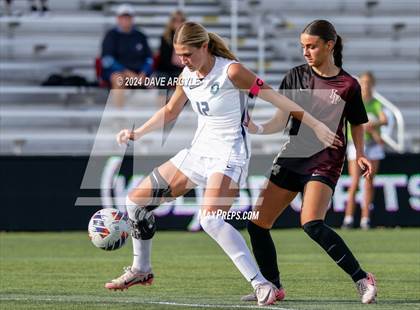 Thumbnail 3 in Syracuse vs Lone Peak (UHSAA 6A Semifinal) photogallery.