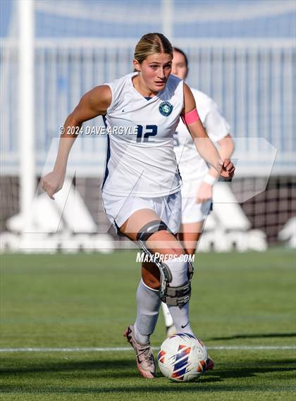 Thumbnail 1 in Syracuse vs Lone Peak (UHSAA 6A Semifinal) photogallery.