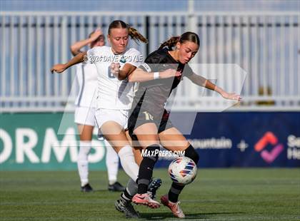Thumbnail 1 in Syracuse vs Lone Peak (UHSAA 6A Semifinal) photogallery.