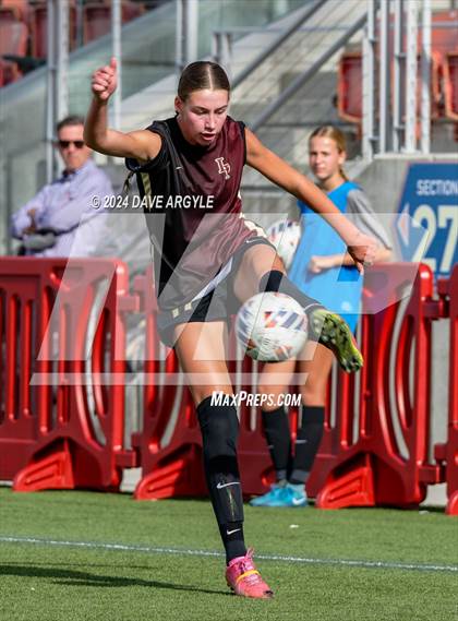Thumbnail 3 in Syracuse vs Lone Peak (UHSAA 6A Semifinal) photogallery.