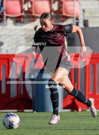 Thumbnail 1 in Syracuse vs Lone Peak (UHSAA 6A Semifinal) photogallery.