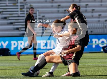 Thumbnail 2 in Syracuse vs Lone Peak (UHSAA 6A Semifinal) photogallery.