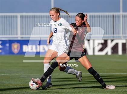 Thumbnail 2 in Syracuse vs Lone Peak (UHSAA 6A Semifinal) photogallery.