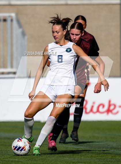 Thumbnail 2 in Syracuse vs Lone Peak (UHSAA 6A Semifinal) photogallery.