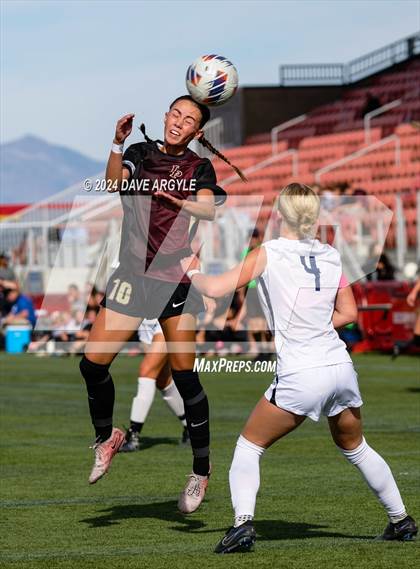 Thumbnail 1 in Syracuse vs Lone Peak (UHSAA 6A Semifinal) photogallery.