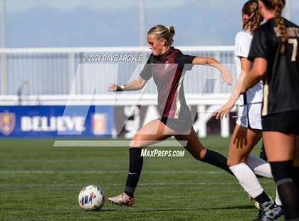 Thumbnail 2 in Syracuse vs Lone Peak (UHSAA 6A Semifinal) photogallery.