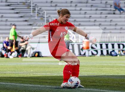 Thumbnail 1 in Syracuse vs Lone Peak (UHSAA 6A Semifinal) photogallery.
